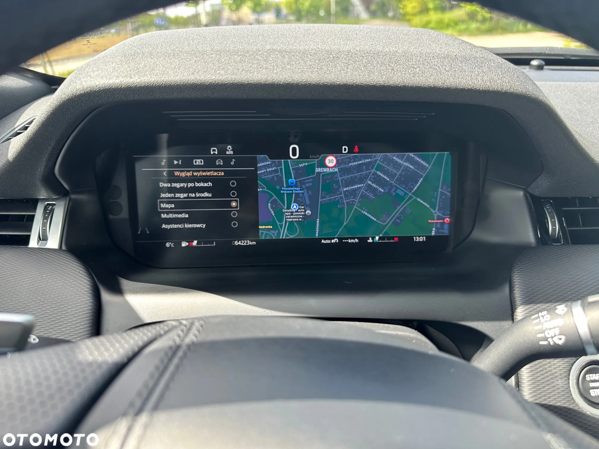 Land Rover Discovery Sport - 18