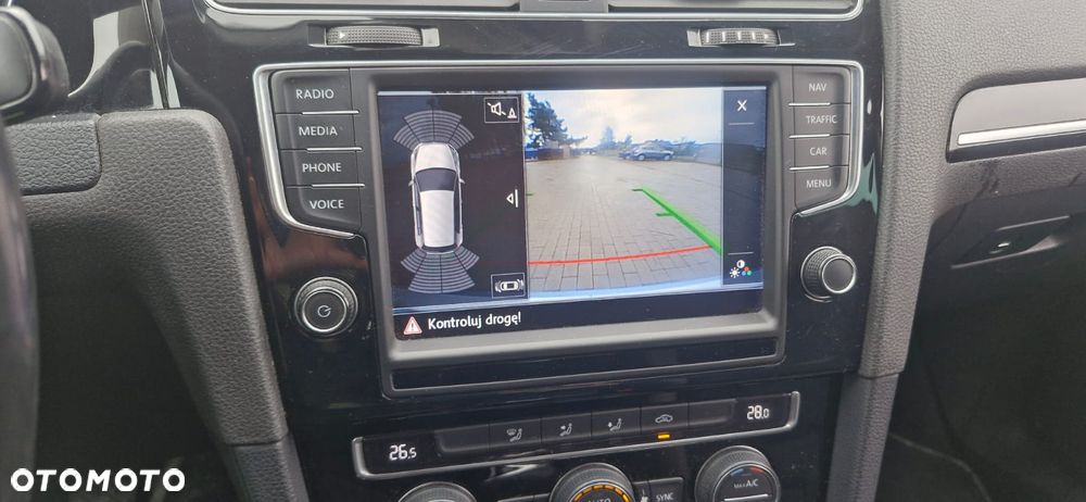 Volkswagen Golf 1.6 TDI DPF Highline - 15