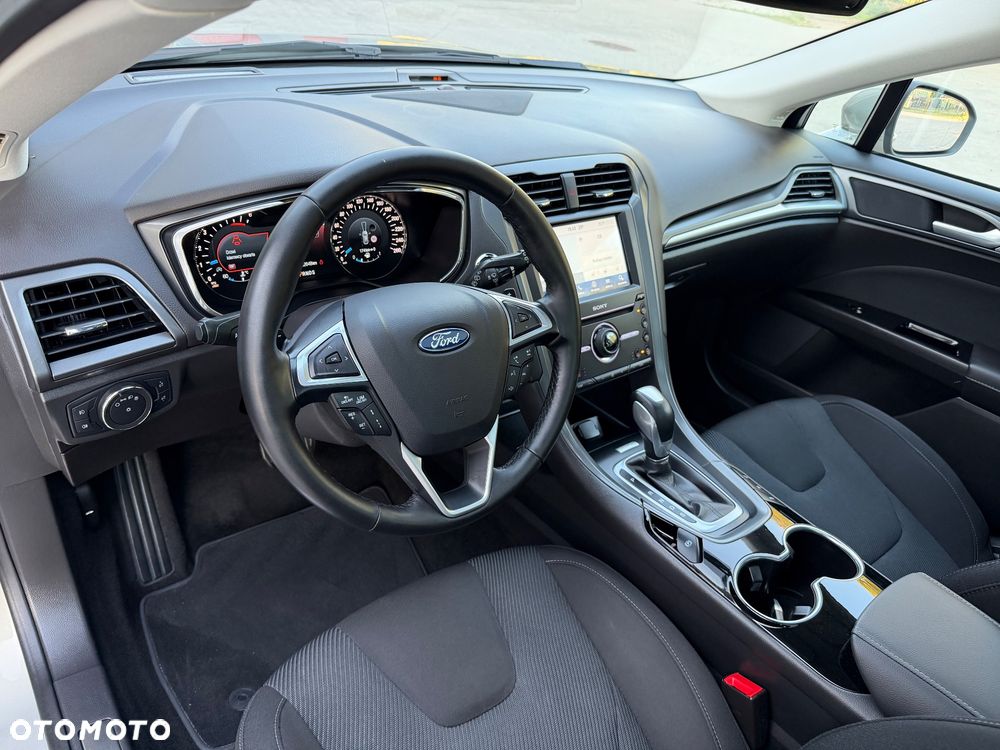 Ford Mondeo 2.0 TDCi PowerShift-Aut Allrad Titanium - 34