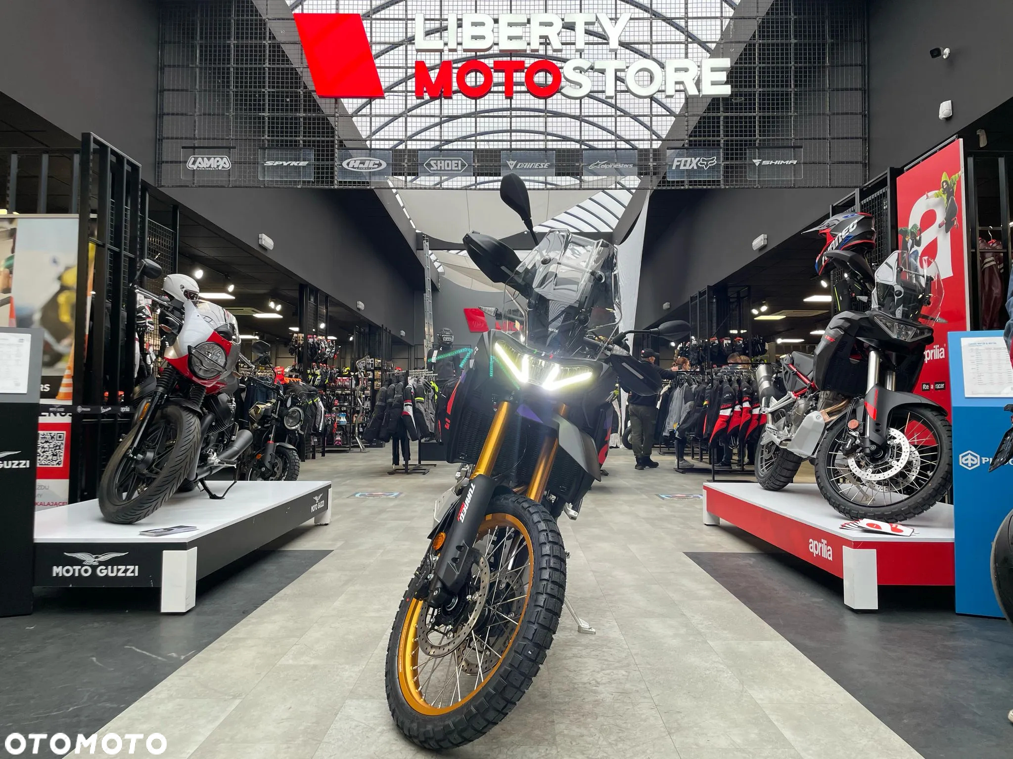 Aprilia Tuareg - 10
