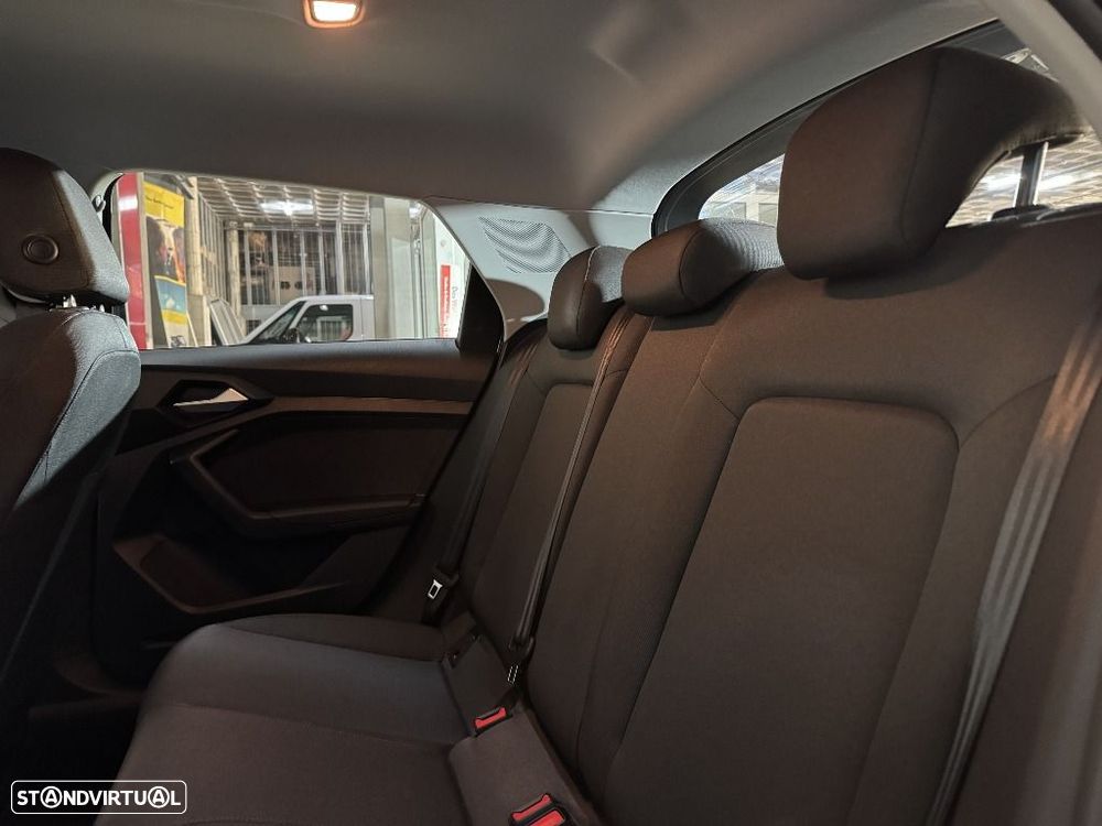 Audi A1 Sportback 25 TFSI Advanced - 6