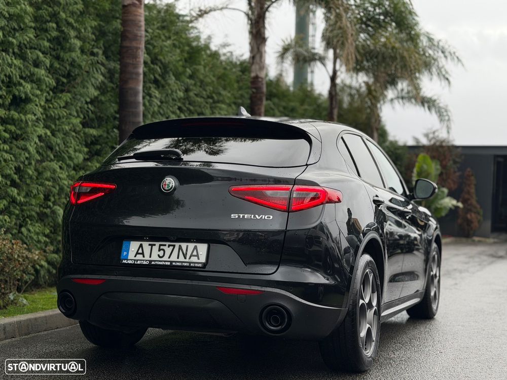 Alfa Romeo Stelvio 2.2 D Sprint AT8 - 7