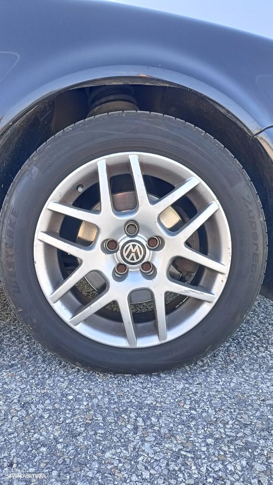 VW Golf 1.9 TDi Highline - 12