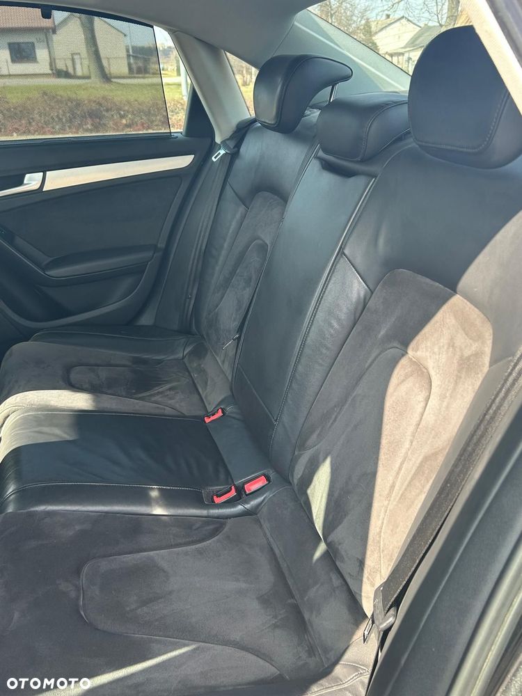 Audi A4 Limousine 2.0 TDI DPF Quattro - 12