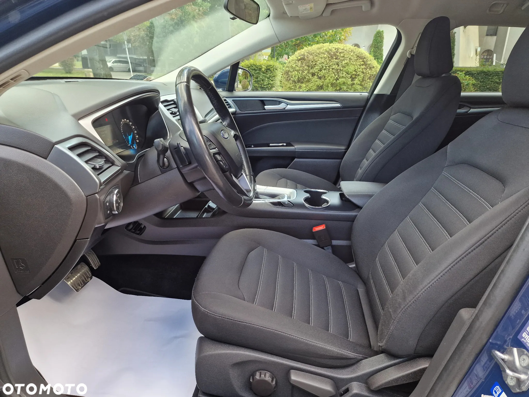 Ford Mondeo 2.0 TDCi Trend PowerShift - 21