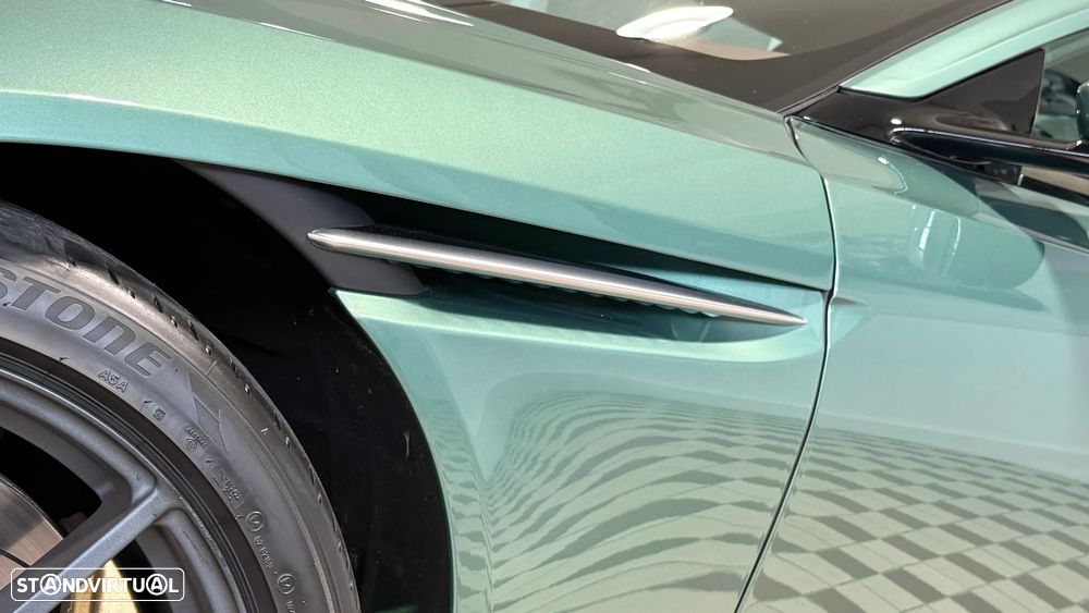Aston Martin DB11 Coupé V8 Auto - 16