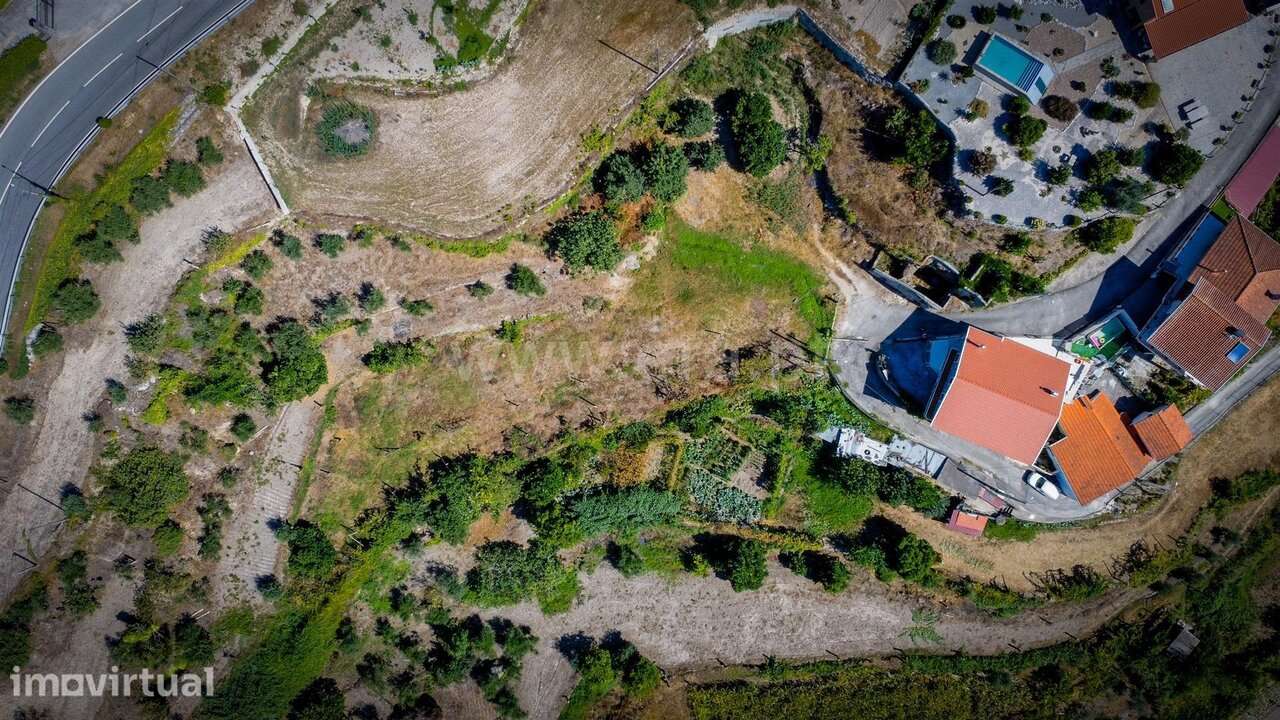 Terreno com ruina / Castelo de Paiva, Fornos - Grande imagem: 4/10