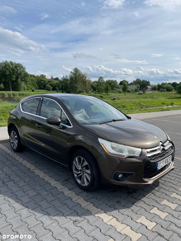 Citroën DS4 1.6 e-HDi SoChic MCP - 8