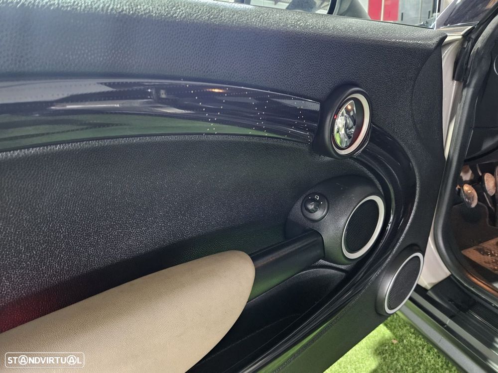 MINI 3 Portas Cooper D - 7