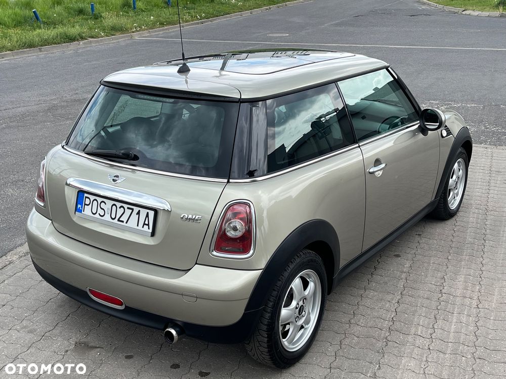 MINI ONE - 8