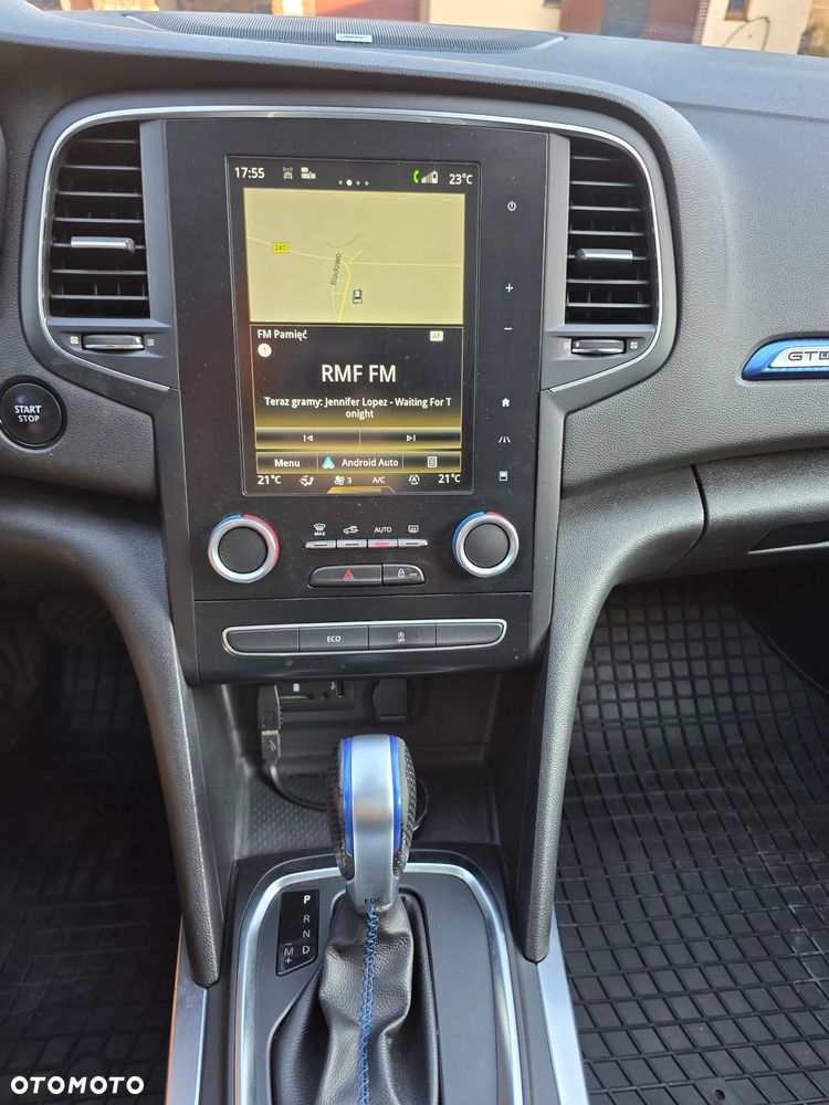 Renault Megane 1.6 dCi GT EDC - 6