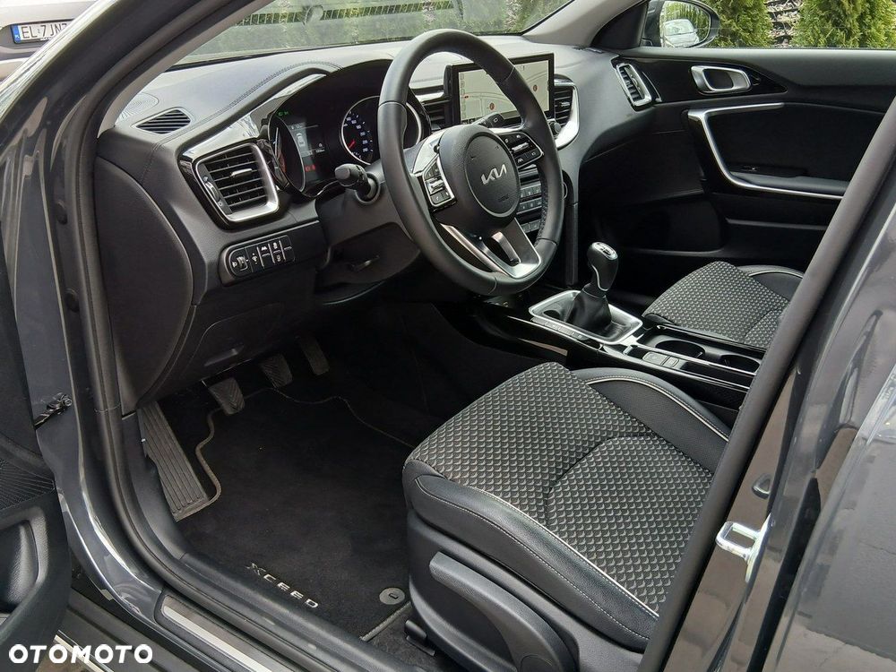 Kia XCeed 1.5 T-GDI L - 15