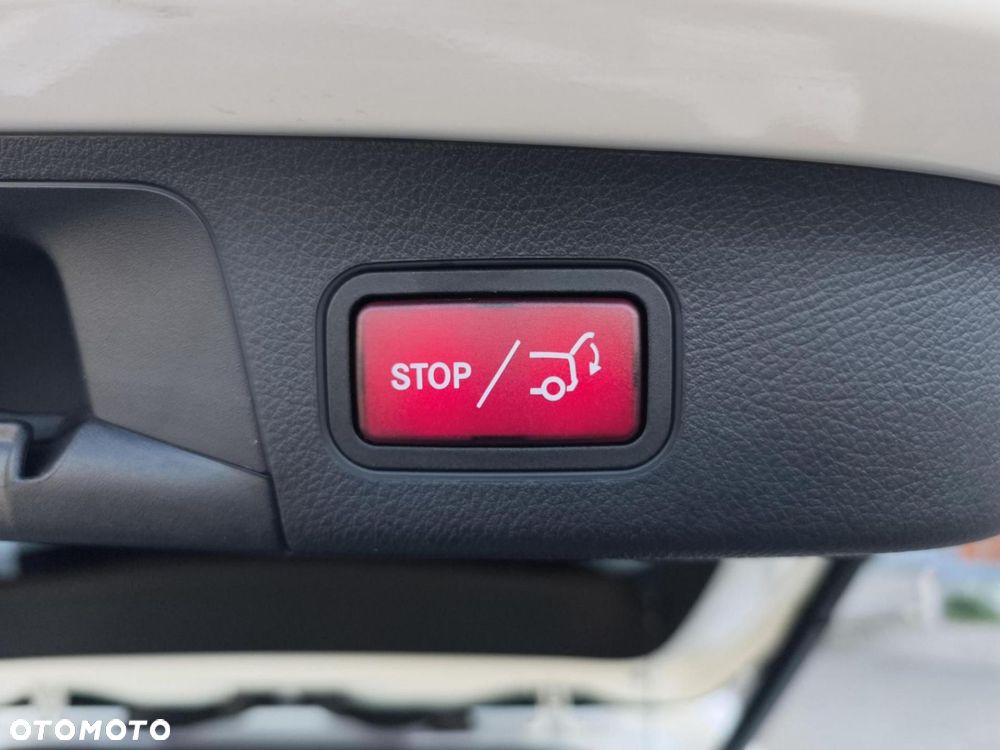 Mercedes-Benz EQA - 22