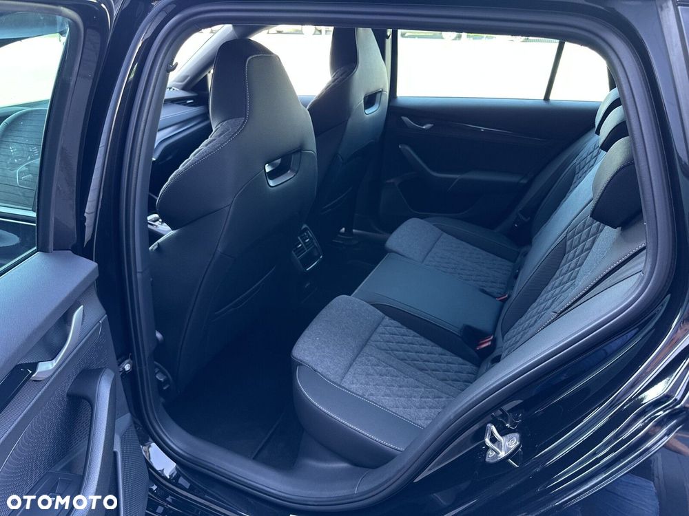 Skoda Octavia - 30