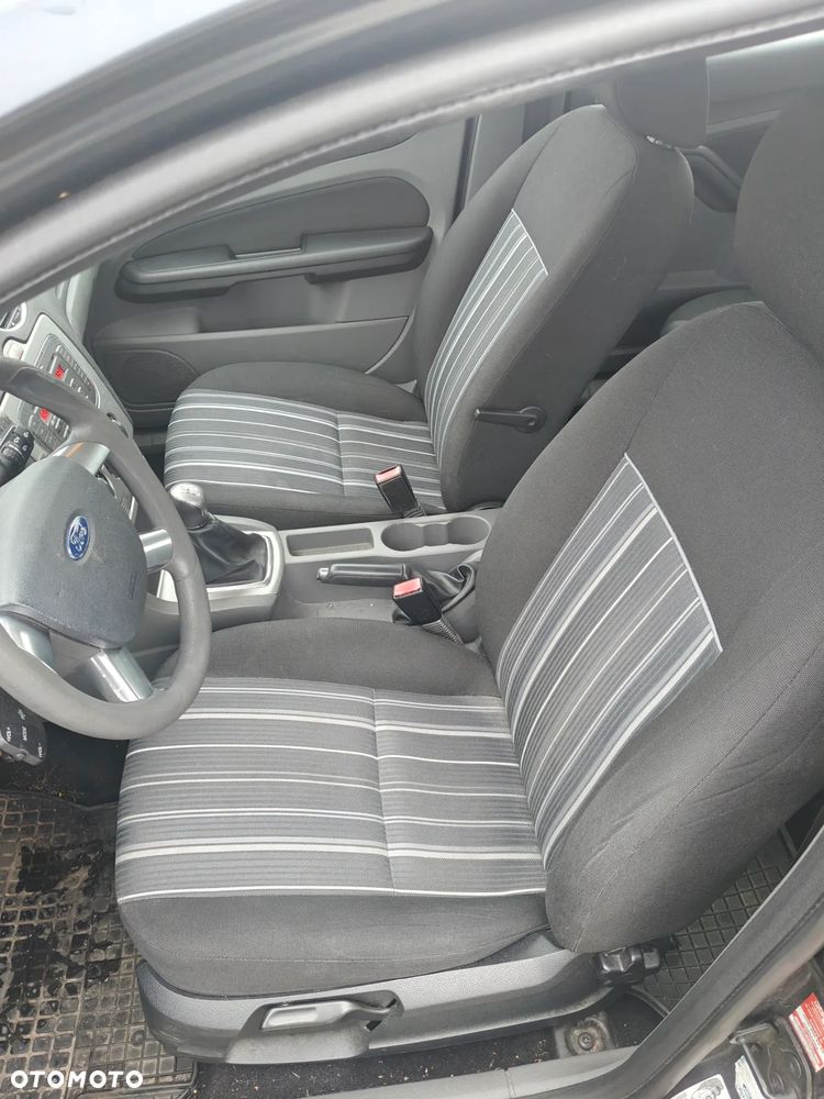 Ford Focus 1.6 TDCi Trend - 10