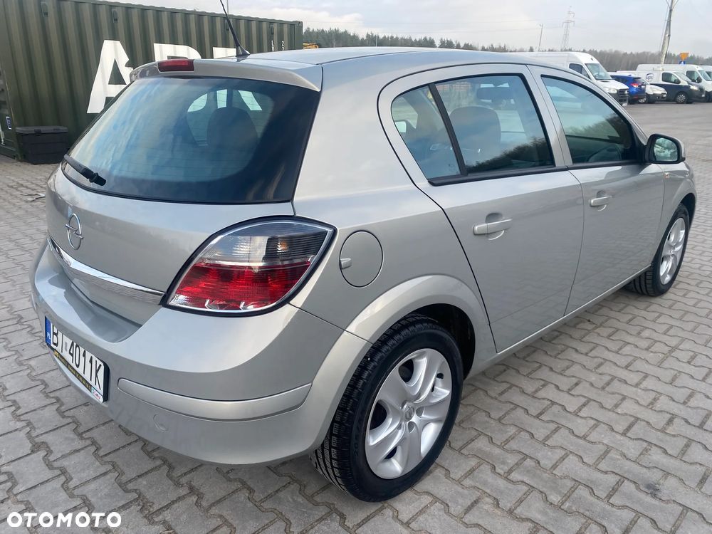 Opel Astra 1.4 Enjoy - 13