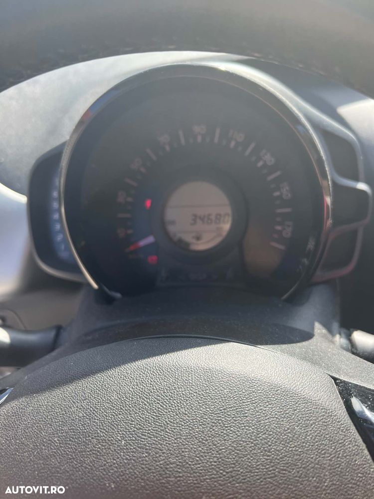 Citroën C1 AIRSCAPE PureTech 82 Feel - 4