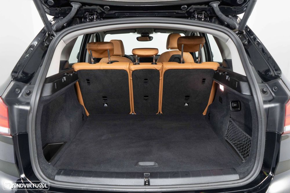 BMW X1 25 e xDrive Corporate Edition - 13