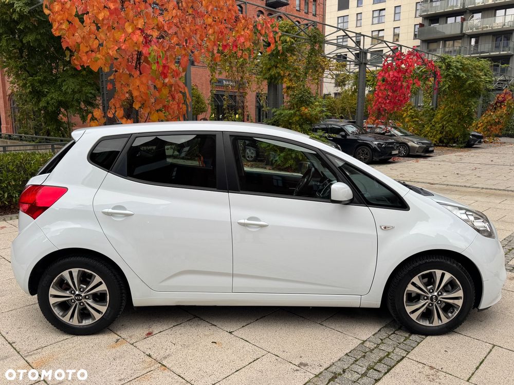 Kia Venga 2017 photo 4