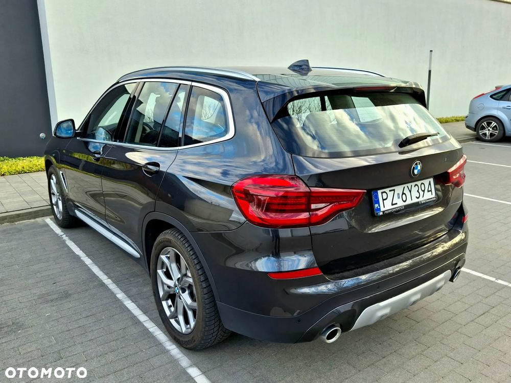 BMW X3 xDrive20d - 9