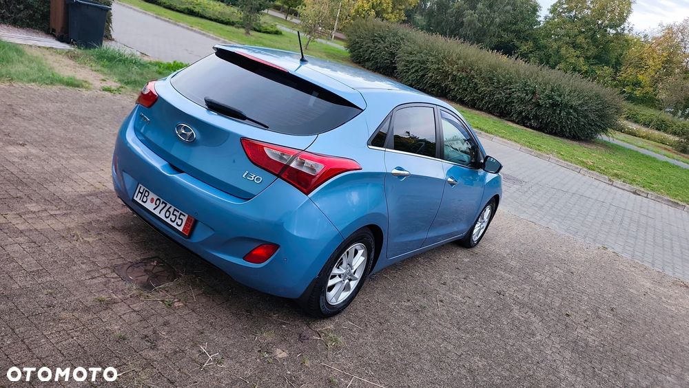 Hyundai i30 1.6 CRDi Blue Style - 28