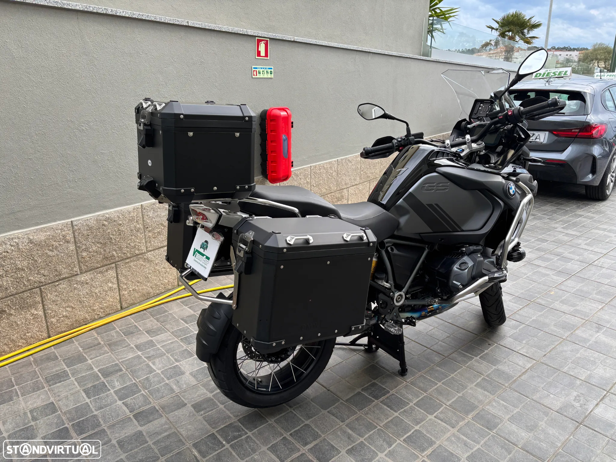BMW R 1250 GS Adventure Triple Black Rebaixada Full-Akrapovic - 12