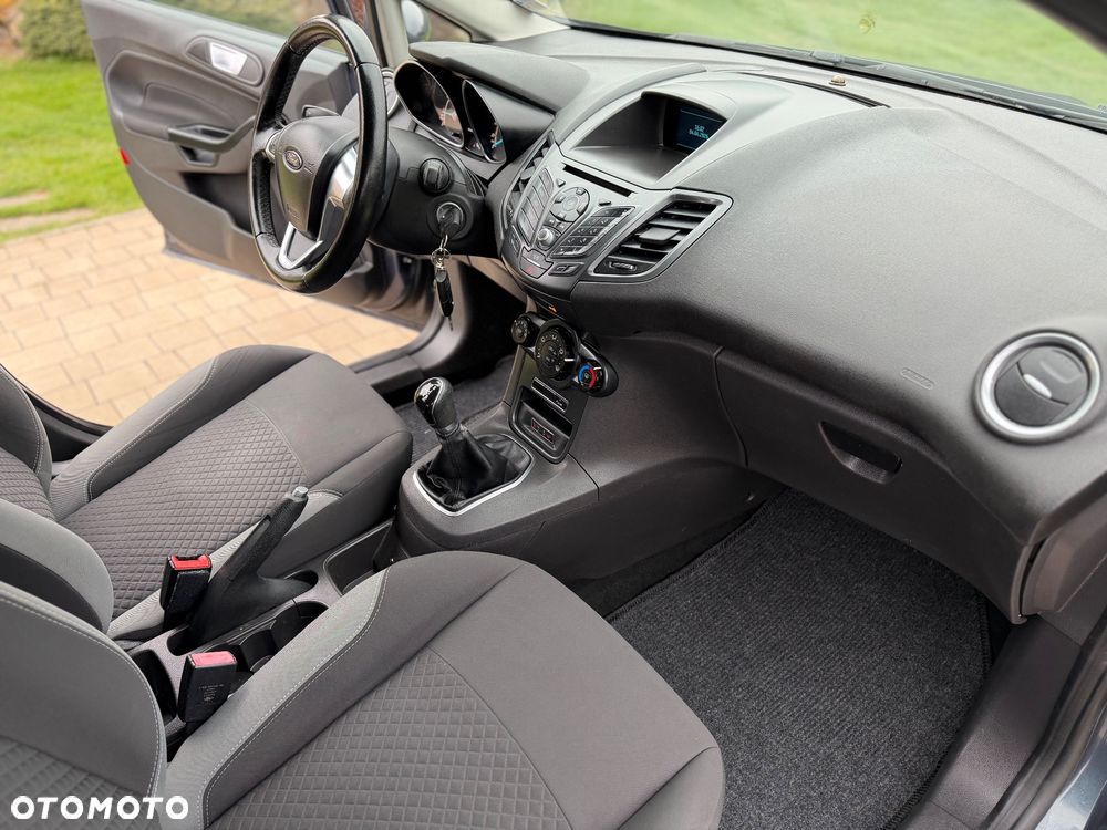 Ford Fiesta 1.25 SYNC Edition - 32