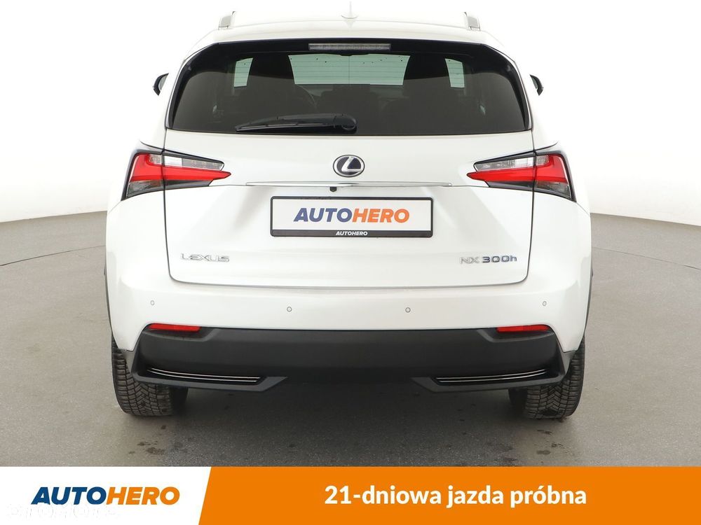 Lexus NX 300h Comfort AWD - 5