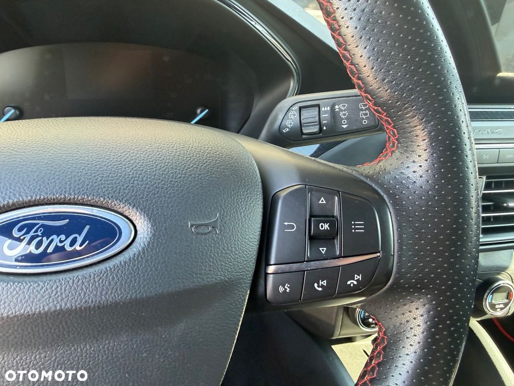 Ford Focus 1.5 EcoBoost ST-Line - 20