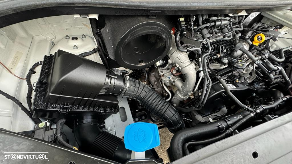 VW Crafter 2.0 TDI 177CV Rodado Duplo - 41