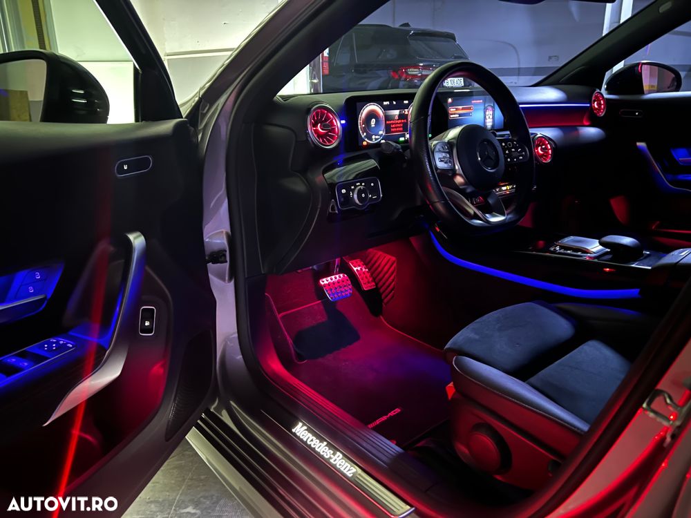 Mercedes-Benz A 250 e Aut. - 32