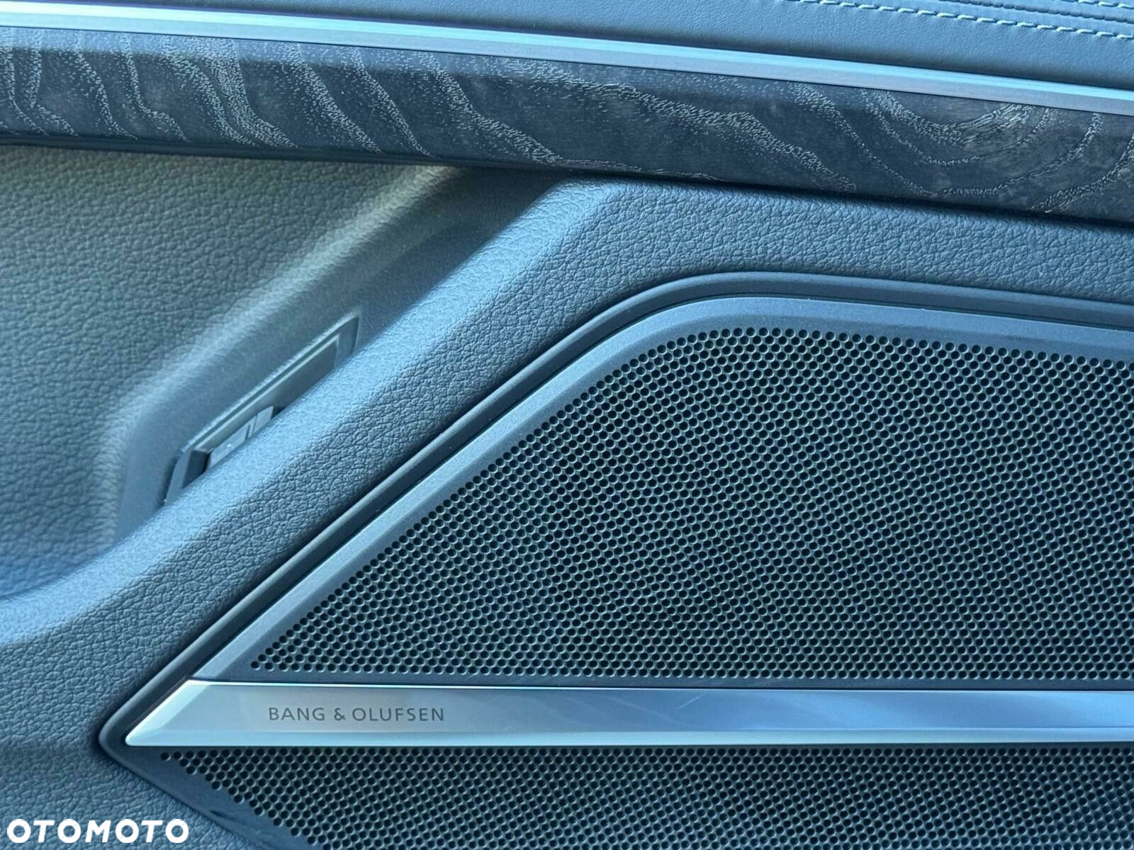 Audi A8 - 35