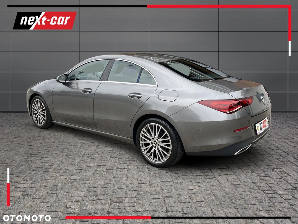 Mercedes-Benz CLA 180 7G-DCT - 4