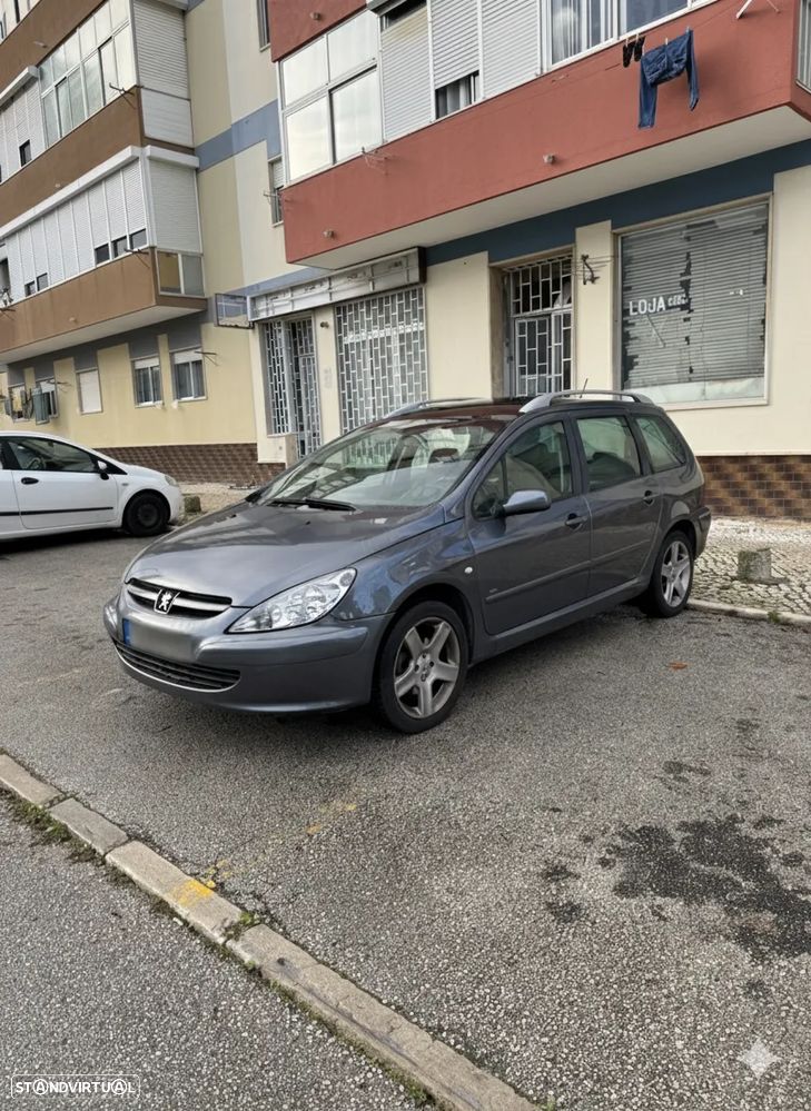 Peugeot 307 SW HDi 110 Premium - 4