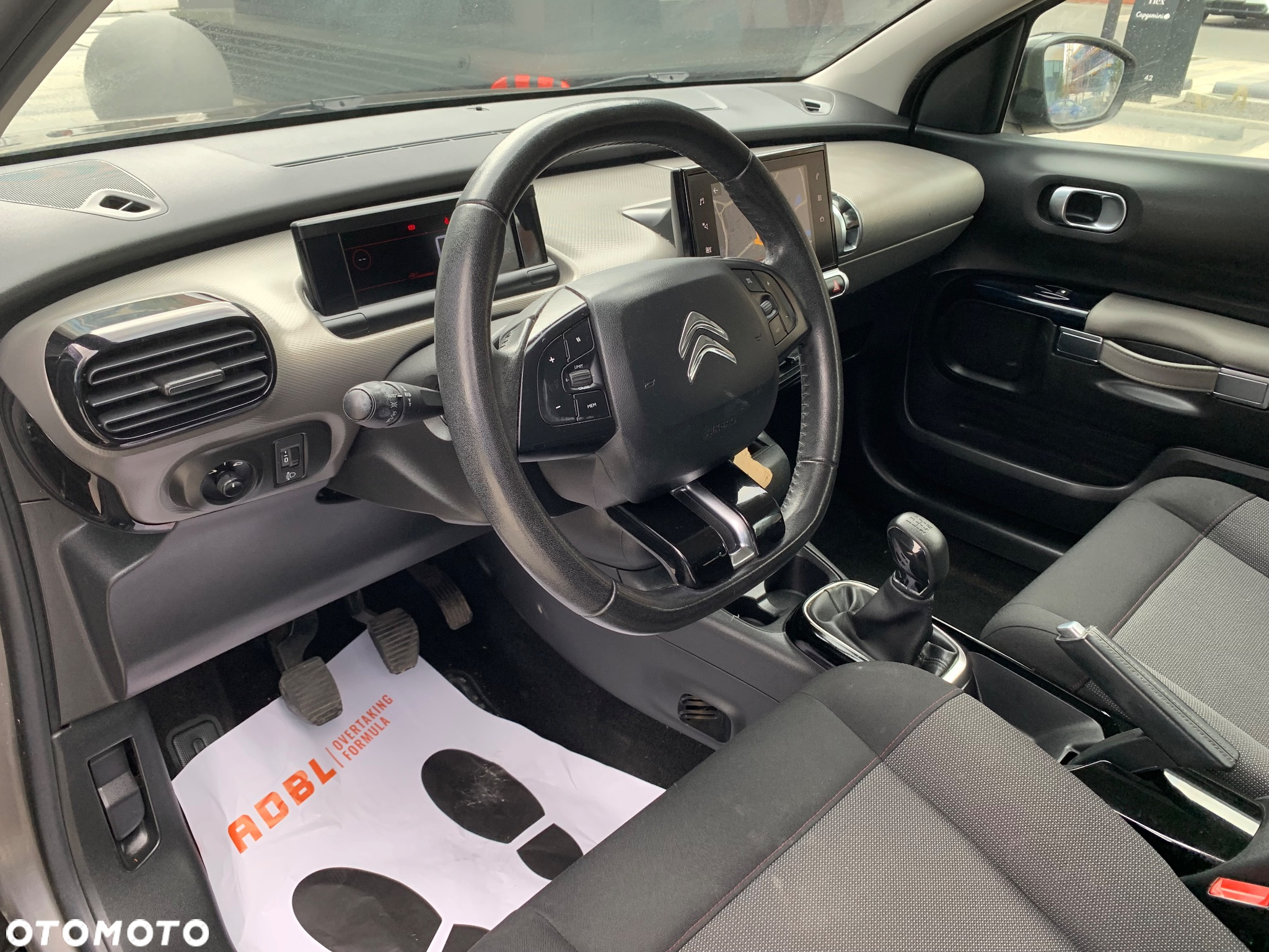 Citroën C4 Cactus 1.2 PureTech Feel S&S - 15