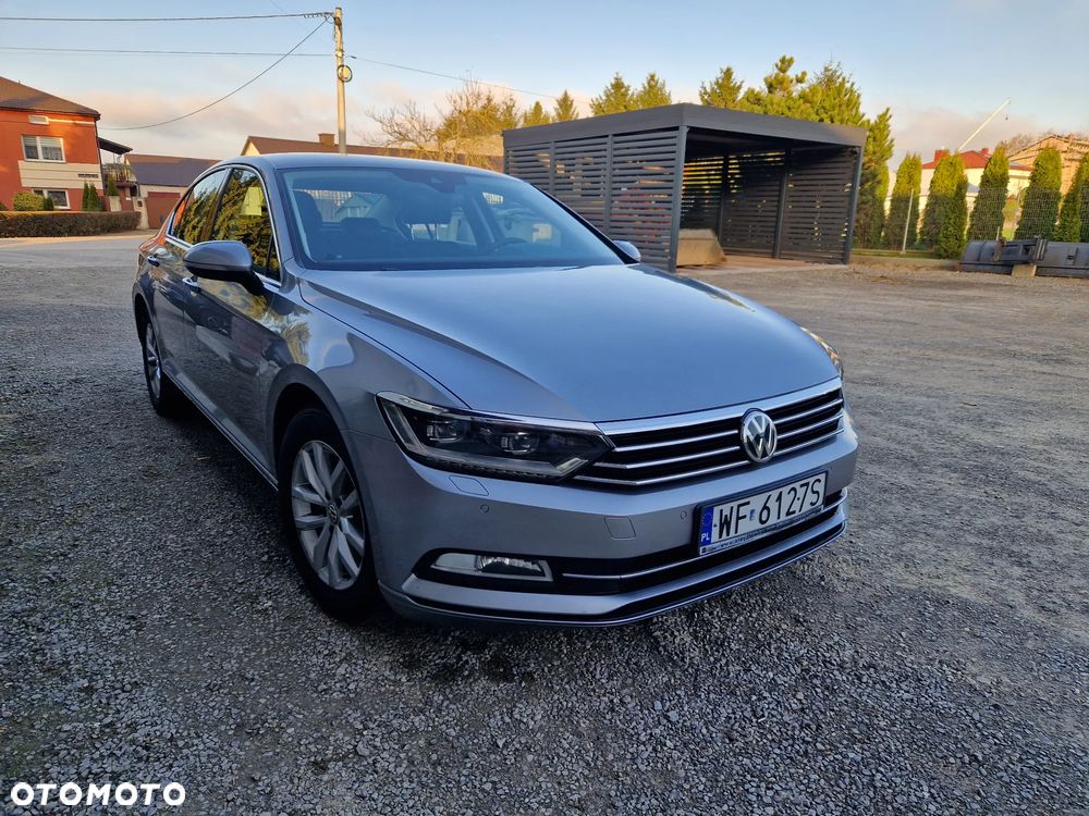 Volkswagen Passat 2.0 TDI SCR Comfortline - 3