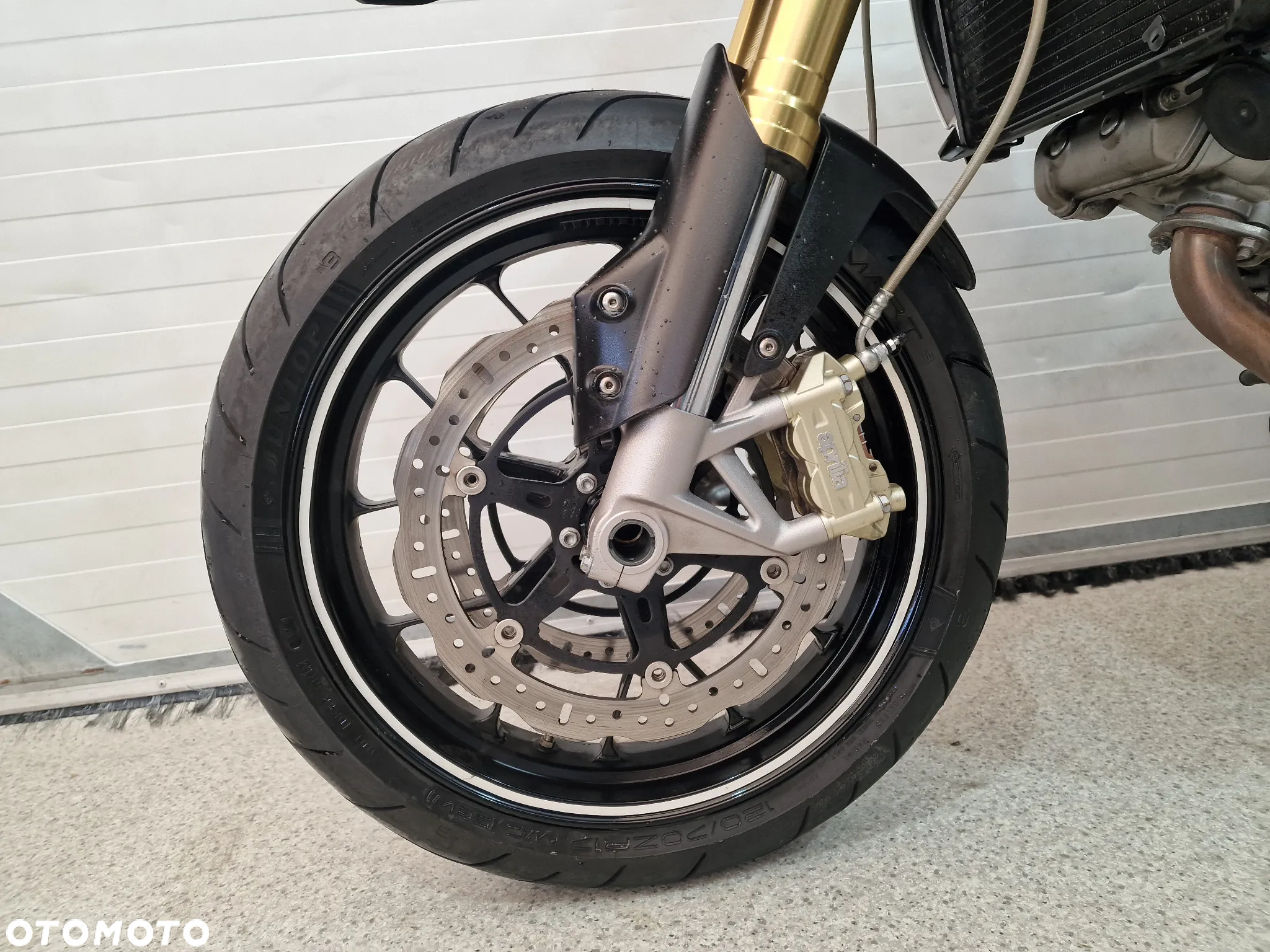Aprilia Dorsoduro - 14