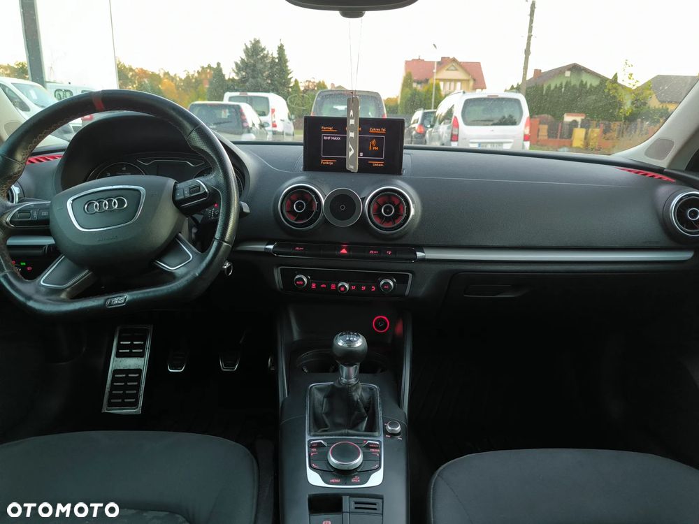 Audi A3 Sportback - 17