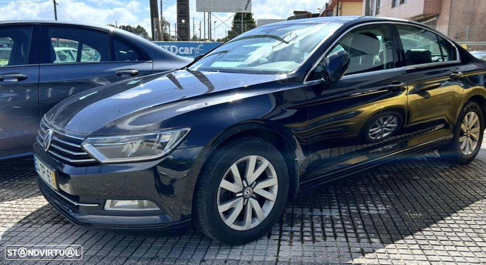 VW Passat 2.0 TDI Confortline - 2