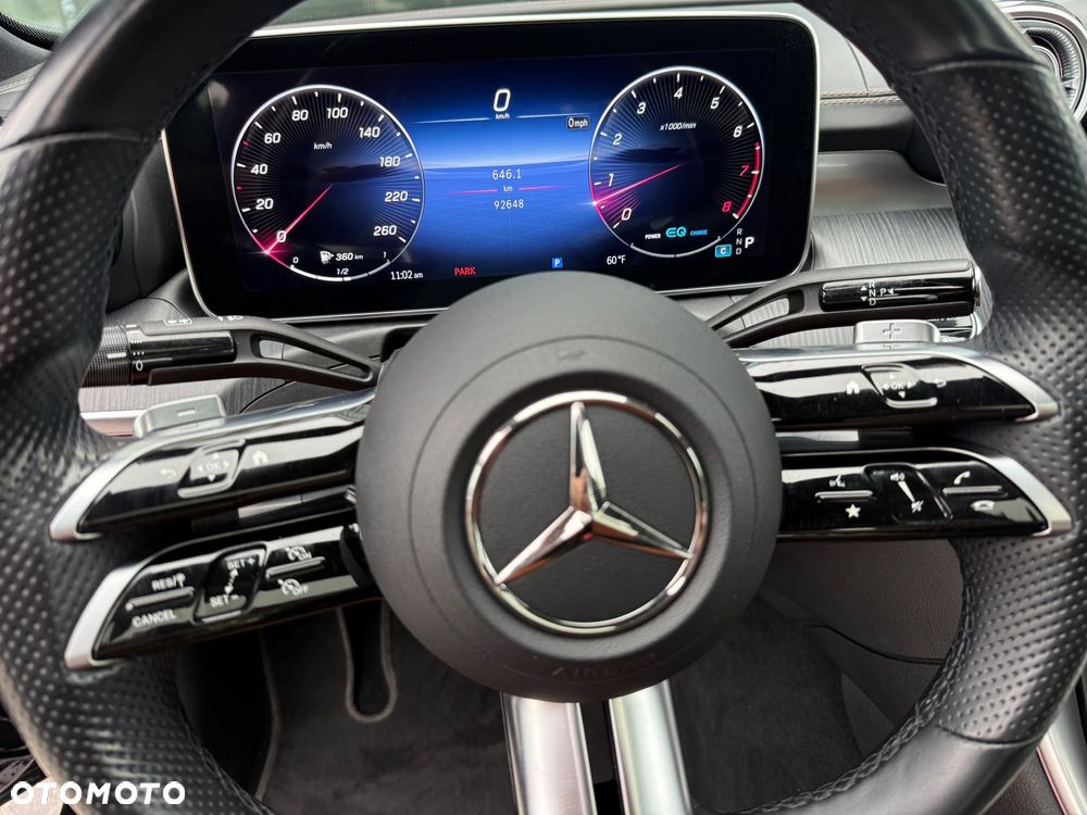 Mercedes-Benz Klasa C 300 4Matic 9G-TRONIC AMG Line - 15