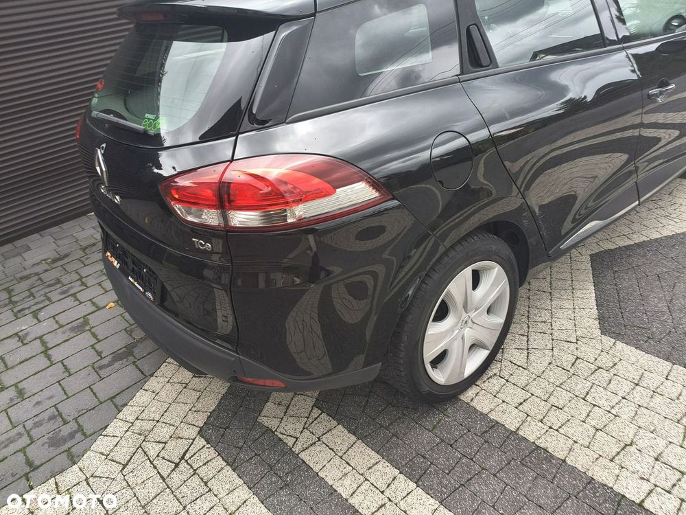 Renault Clio - 24