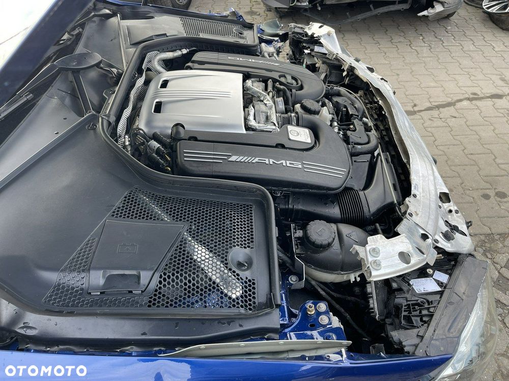 Mercedes-Benz Klasa C 63 AMG 9G-TRONIC - 15