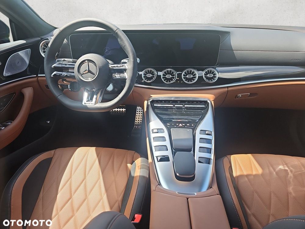 Mercedes-Benz AMG GT - 13
