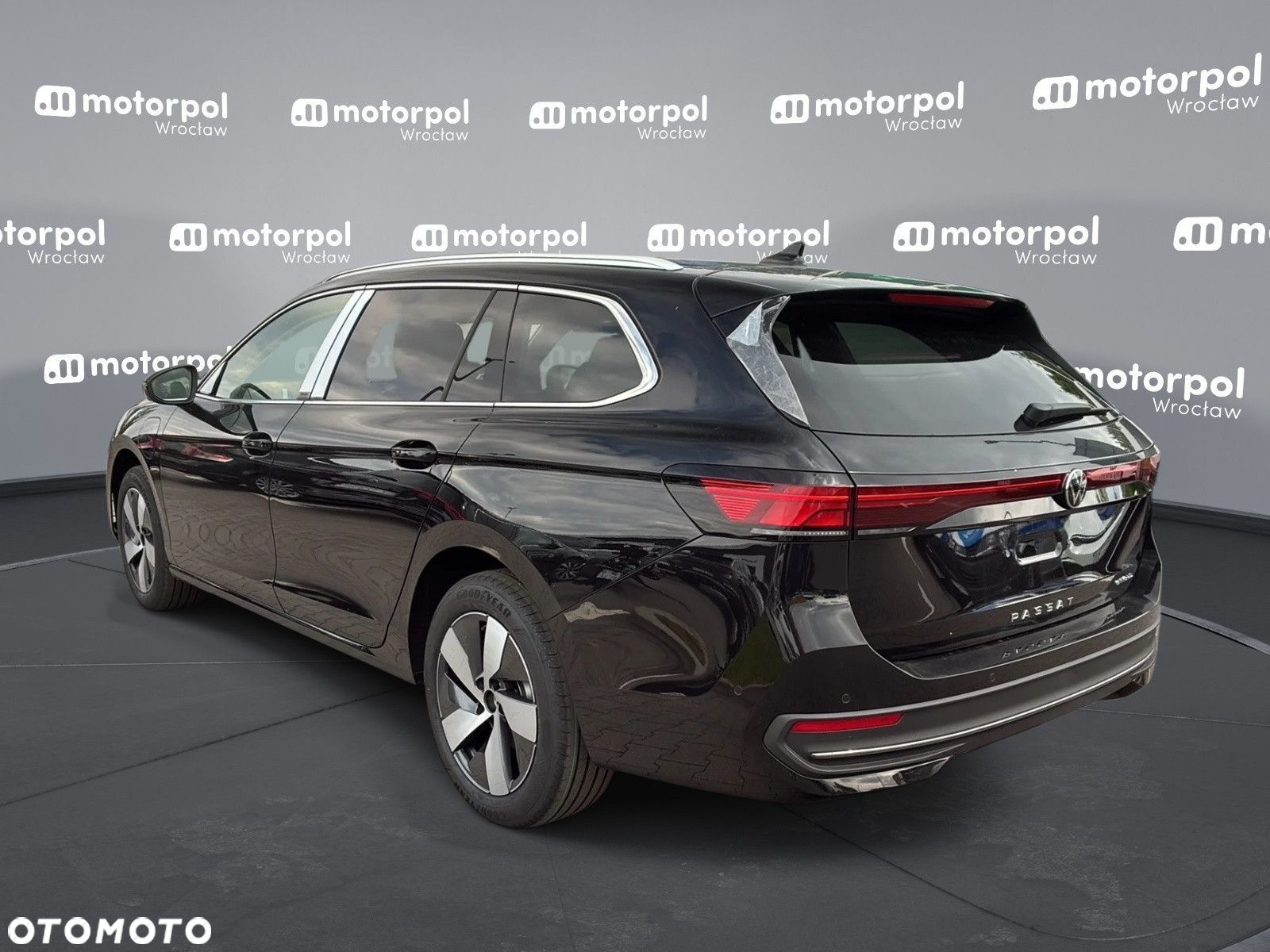 Volkswagen Passat - 8