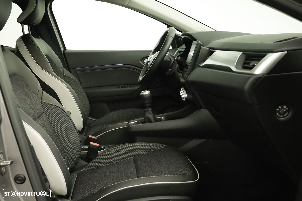 Renault Captur 1.0 TCe Techno Bi-Fuel - 23