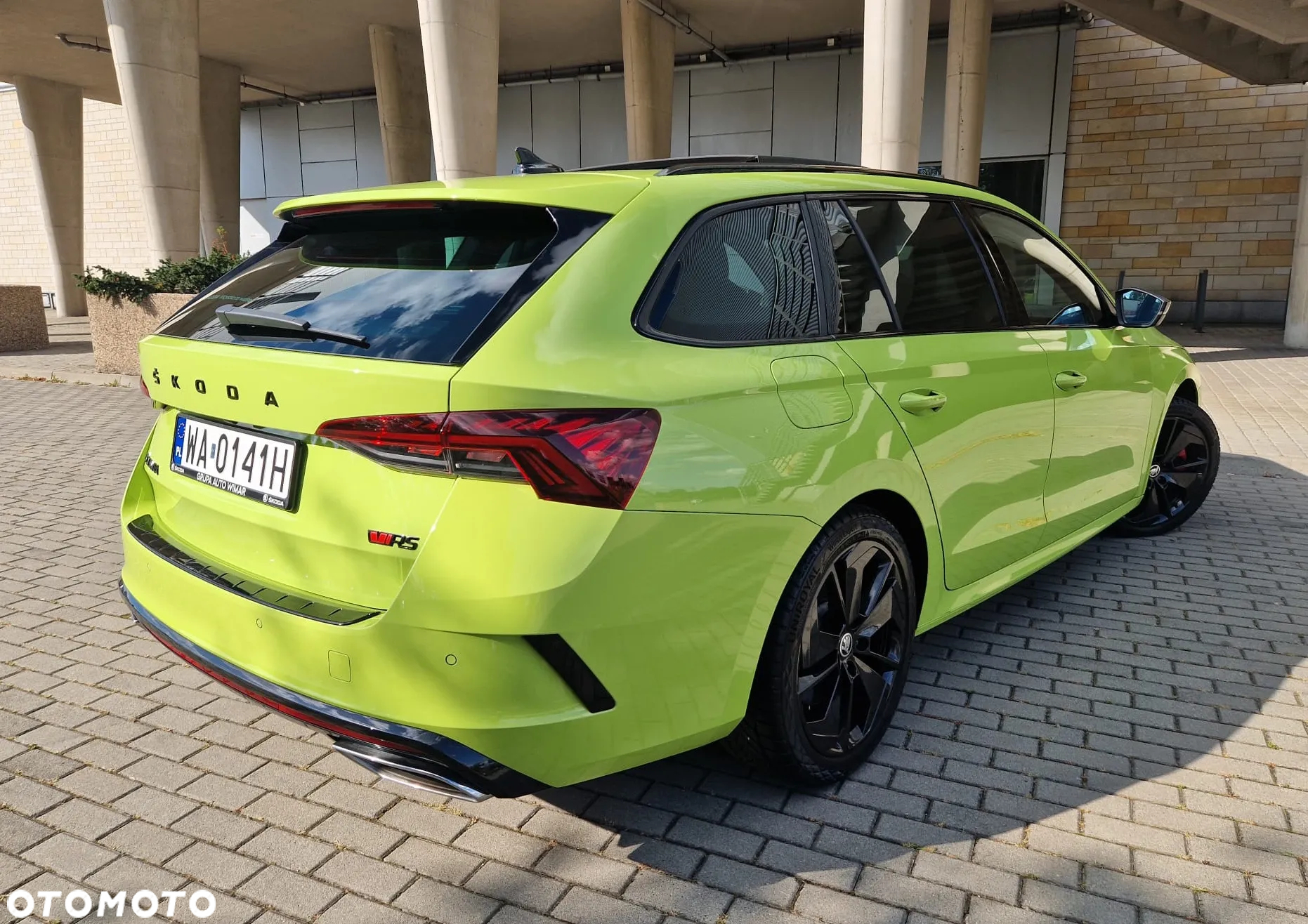 Skoda Octavia 2.0 TSI RS DSG - 9