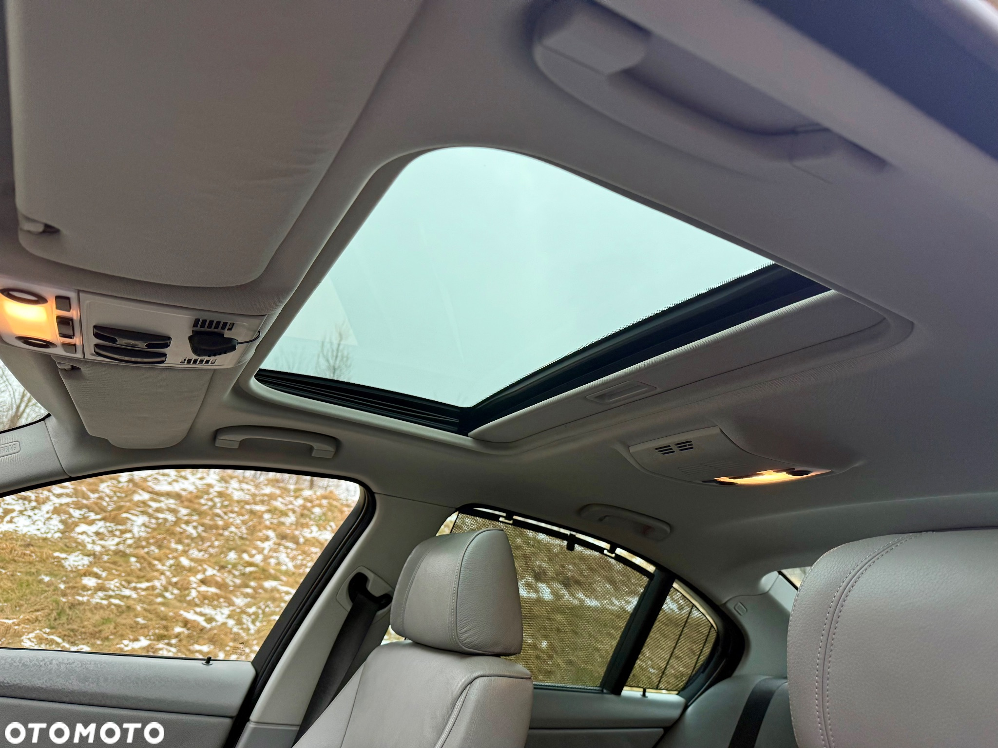 BMW Seria 3 325xi - 36