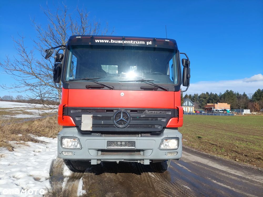 Mercedes-Benz 3241 - 7