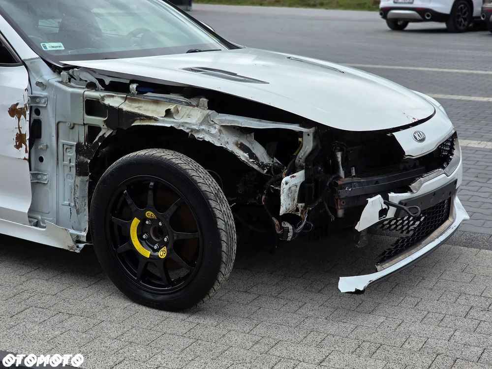 Kia Stinger 2.0 T-GDI XL - 13