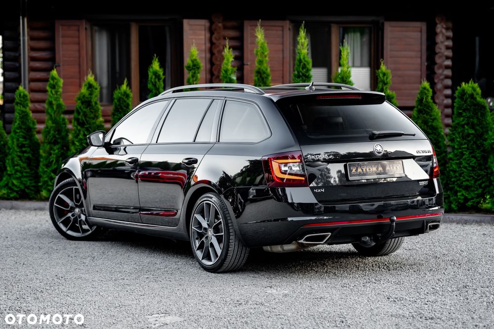 Skoda Octavia 2.0 TDI DSG RS - 12